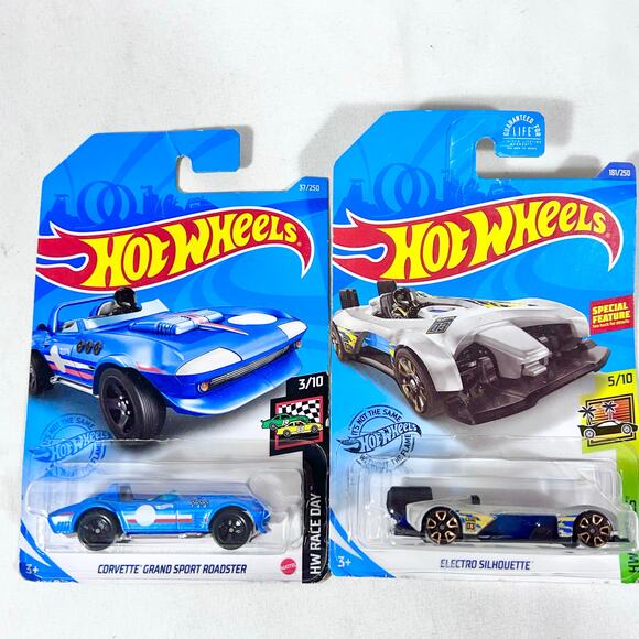 Hot Wheels Carded Lot Of 10 Various Years Toy Cars White Blue New (Q) - Picture 4 of 6